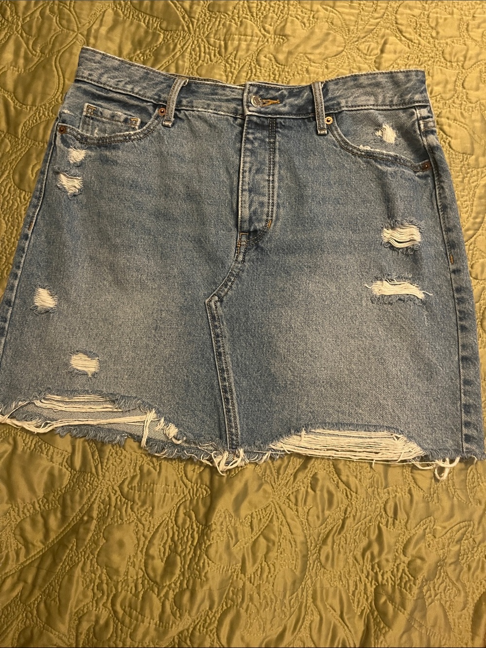Old Navy Light Blue Distressed Denim Mini Skirt